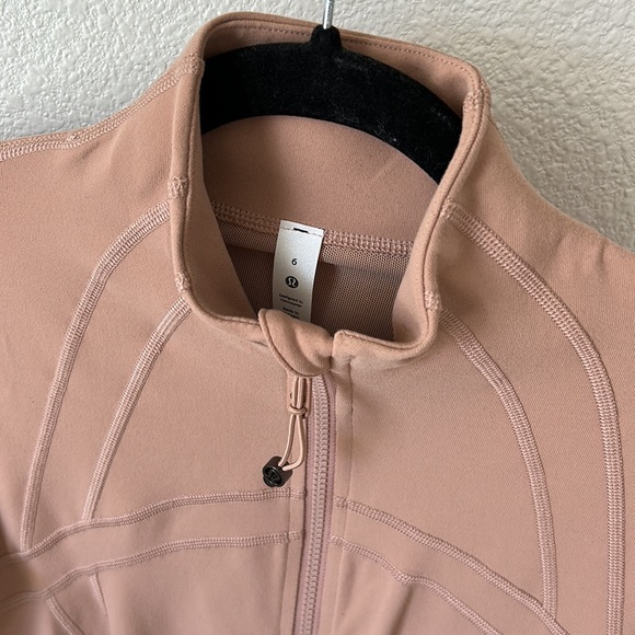 Lululemon Define Jacket Size 6 Luon Full Zip Pink Clay - Picture 3 of 5